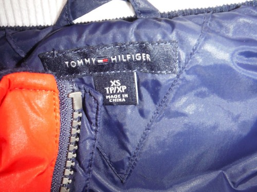 TOMMY HILFIGER Boys Youht TWO Vest Navy Red White Size XS - Picture 6 of 7