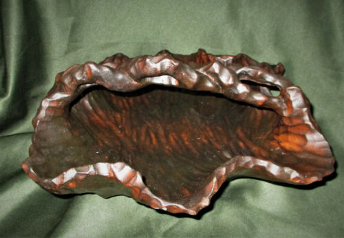 VINTAGE LARGE CARVED RUSTIC WOOD BOWL WITH HANDLE Handmade Chisel Marks 17 1/2" - Picture 6 of 9