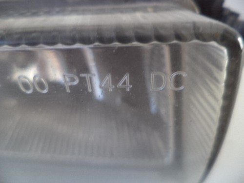 CHRYSLER PT CRUISER 2001-2005 RH FRONT FOG LAMP ASSEMBLY MOPAR 05288796AD USED - Picture 11 of 13