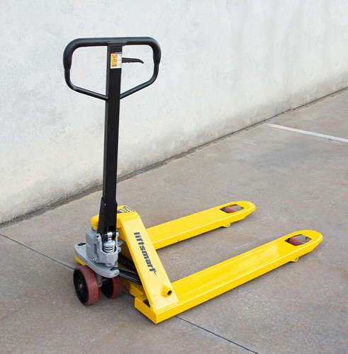 Hand Pallet Jack - 2,500kg - 1,540mm x 685mm - Nylon Wheel - Welshpool, WA - Picture 6 of 12