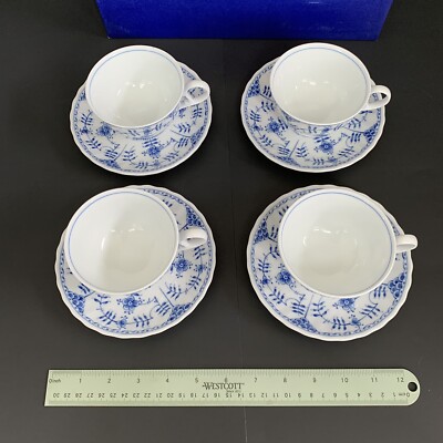 8 PC Fine China Porcelain Tea Cup Set Blue & White Flowers