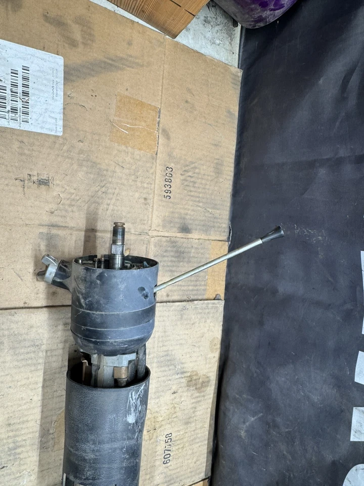 1987-91 Ford f150 f250 F350 Bronco Manual Floor Shift Steering Column Tilt - Imagem 2 de 4