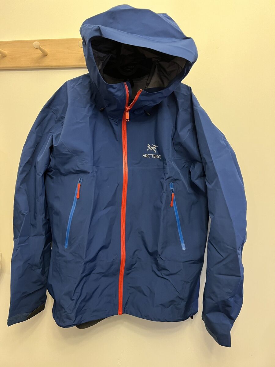 Rare Arcteryx Beta LT Jacket Shell Goretex Rain Hike Snow Rare Arcteryx Beta LT Jacket Shell Goretex Rain Hike Snow