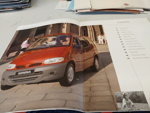 Folleto de ventas Nissan Serena 1999 Reino Unido - Imagen 3 de 5