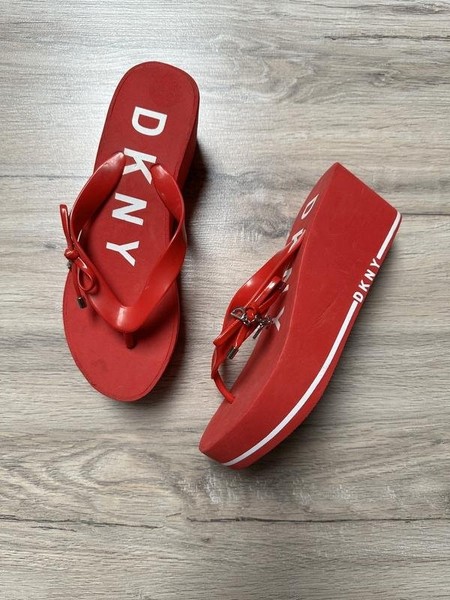 Women DKNY Flip Flops Red 35.5