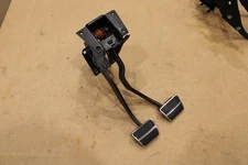 1969 1970 1971 1972 - 1979 Corvette Clutch & Brake Pedal Hanger Bracket Assembly