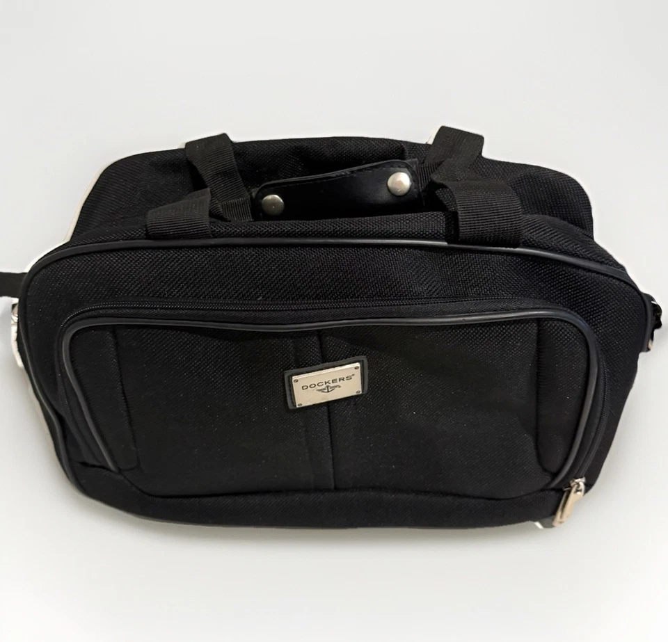 Bolso de viaje negro Dockers para pasar la noche con correa y hombro Foto 4 de 4