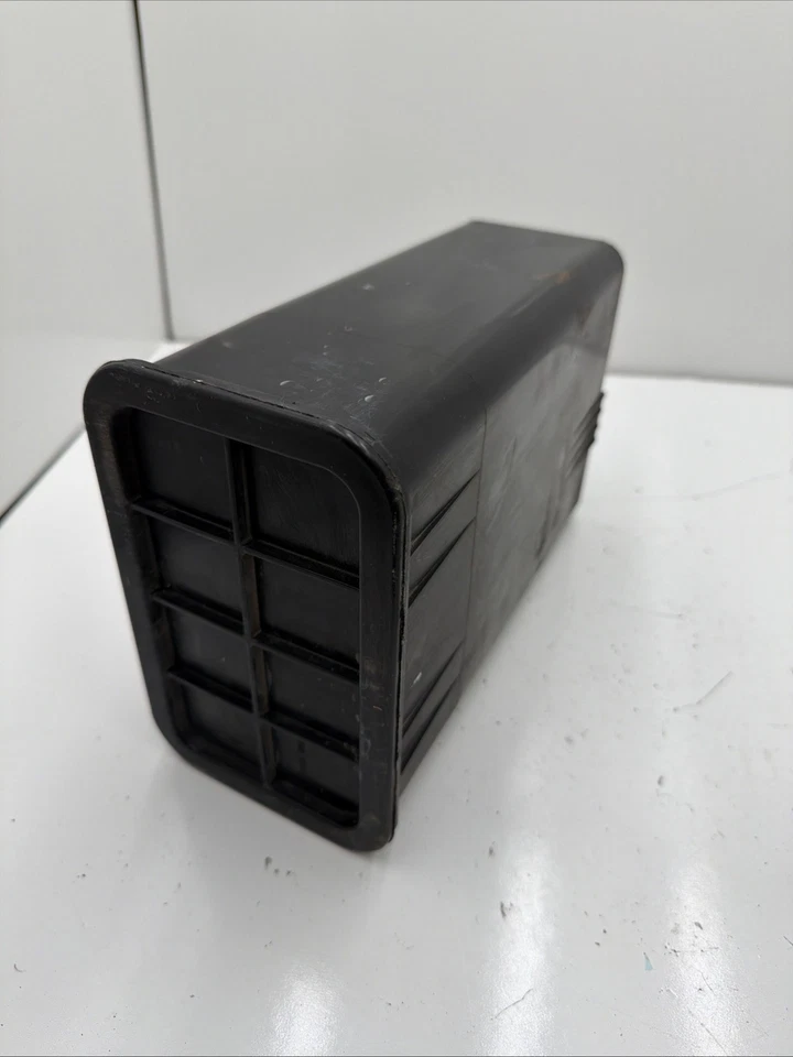 Kia Sorento 2005 2006 bote de vapor de combustible de carbón EVAP 314203E300B232-20 Foto 2 de 4