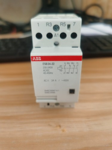 Nuevos contactores ABB ESB24-22 GHE3291302R0006 230-240VAC/DC 2NO+2NC EE. UU. IMPUESTOS gratis - Imagen 12 de 16