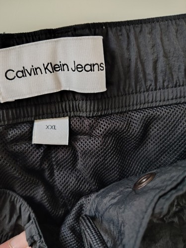 Calvin Klein Shorts Size Xl - Picture 2 of 4