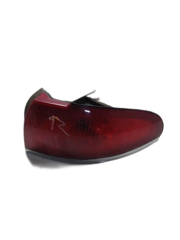 Cuarto de luz trasera de pasajero montado en panel para 98-00 MYSTIQUE 1336066 Foto 2 de 4