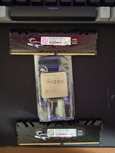 AMD RYZEN 7 1700X CPU BUNDLE WITH RAM STICKS - Picture 9 of 9