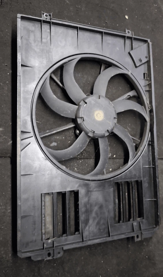 1K0959455FB Elettroventola  AUDI A3 (8P) 1.6 TDI CR FAP (66Kw) Ber. 5p/d/1598cc - Immagine 2 di 3