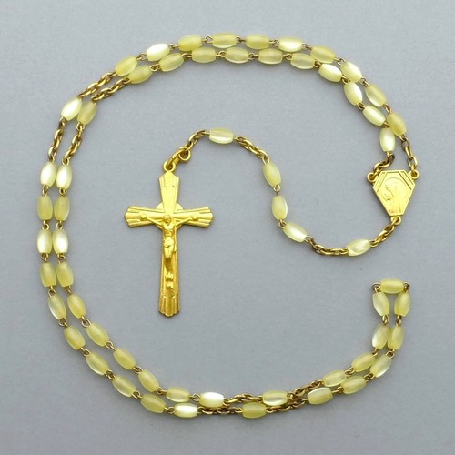 Rosarie. Mother of pearl bead. Crucifix. Cross. French, Antique Religious Rosary