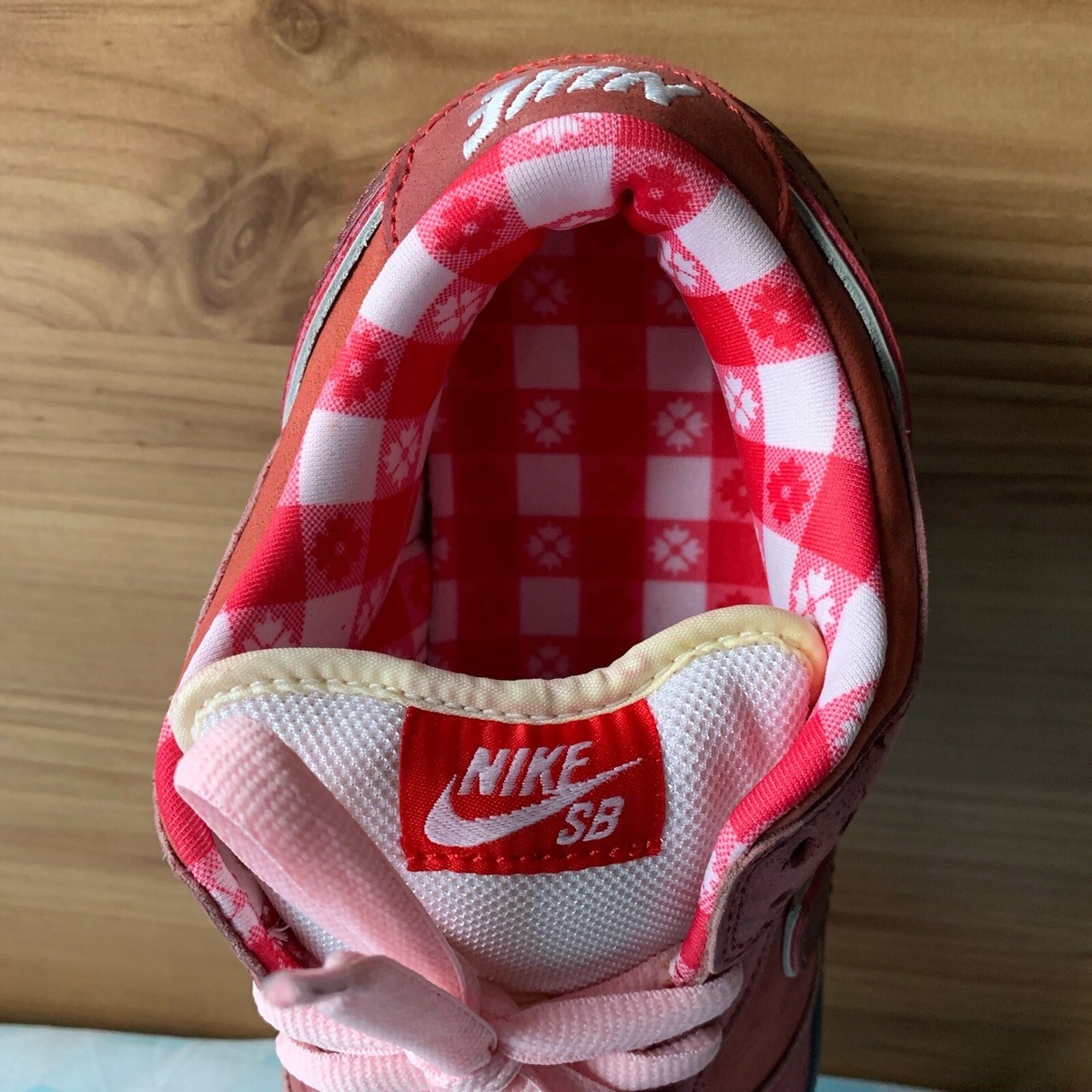 🦞NEW Concepts x Nike SB Dunk Low Red Lobster DS size 10.5 🦞NEW Concepts x Nike SB Dunk Low Red Lobster DS size 10.5