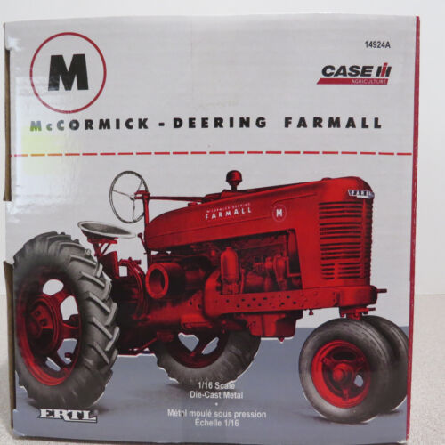 Ertl IH Farmall "M" Tractor Prestige Series 75th Anni 1/16 IH-14924A-1HC-B - Picture 4 of 6