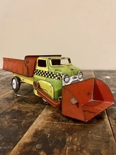 Vintage Wyandotte Tin Litho Toy Dump Truck w/ Loader Scoop Plow 