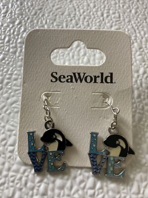 Shamu SeaWorld Earrings Love Orca Whale Hook Dangle