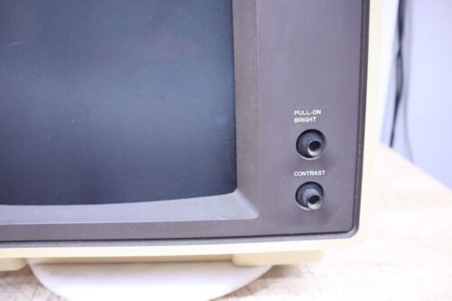 Amdek Video 300 12" Monitor Display Dati Ambra Monocromatico Apple/Atari Gaming USA - Foto 3 di 13
