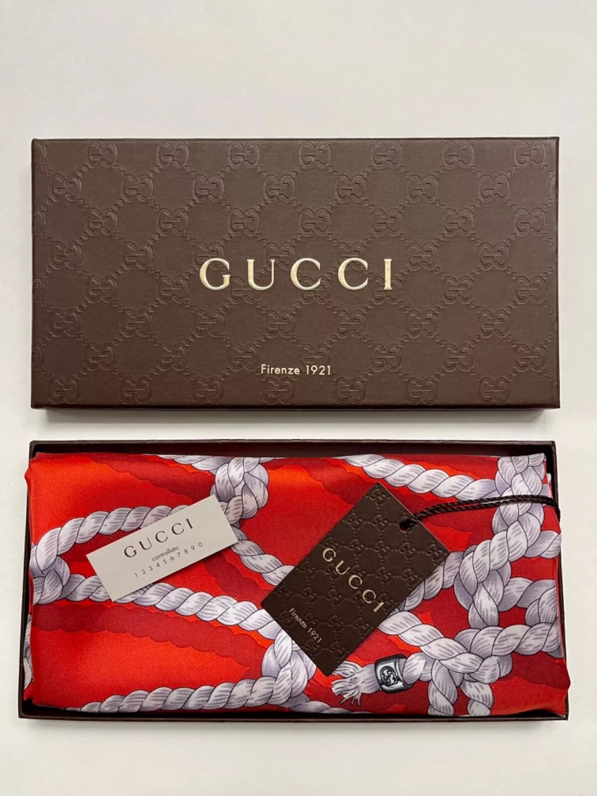 Neuf écharpe unisexe logo Gucci cordes orange enveloppe soie beige avec boîte cadeau Gucci