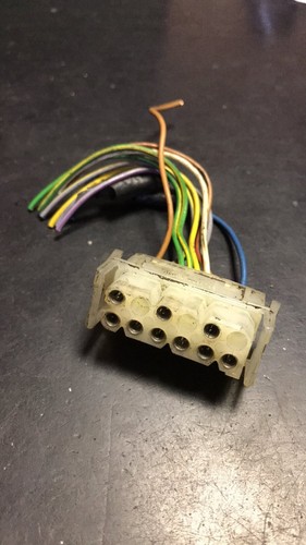 BMW Stecker Gehäuse Buchse Gehäusestecker 1378139