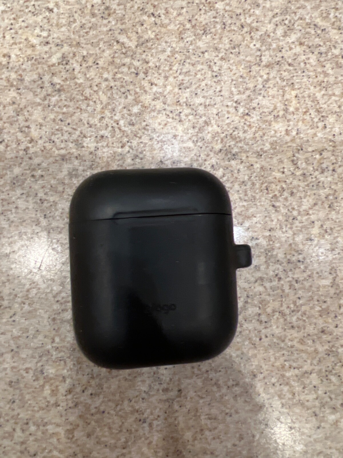 Wireless AirPods with crystal-clear sound and long battery life-image