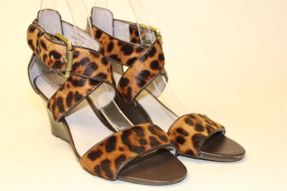 Sandalias de cuña Johnston & Murphy para mujer 7 M pelo en piel con hebilla zapatos 78-41260 Foto 2 de 4