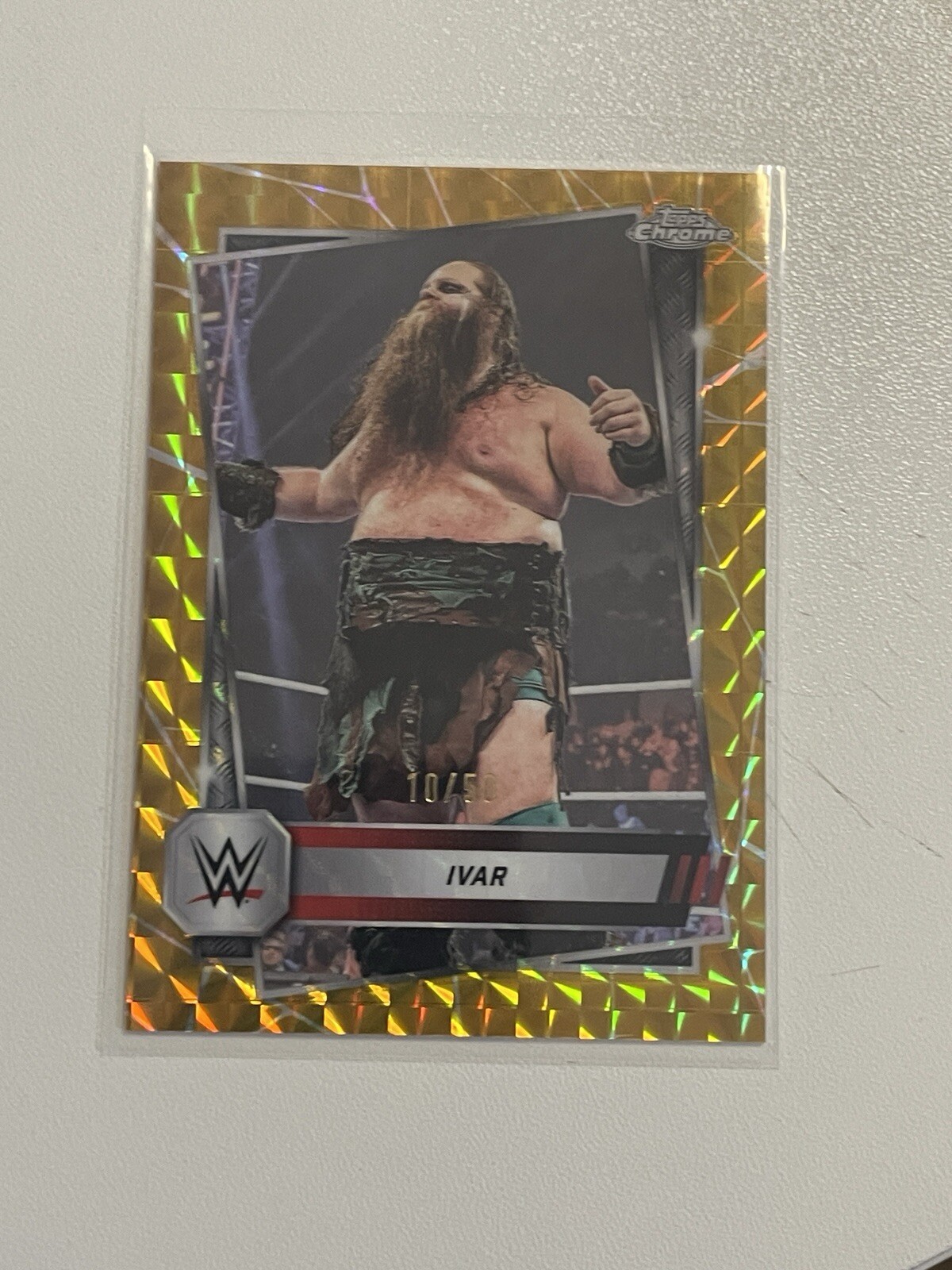 2025 Topps Chrome WWE #77 Ivar Gold Geometric Refractor /50