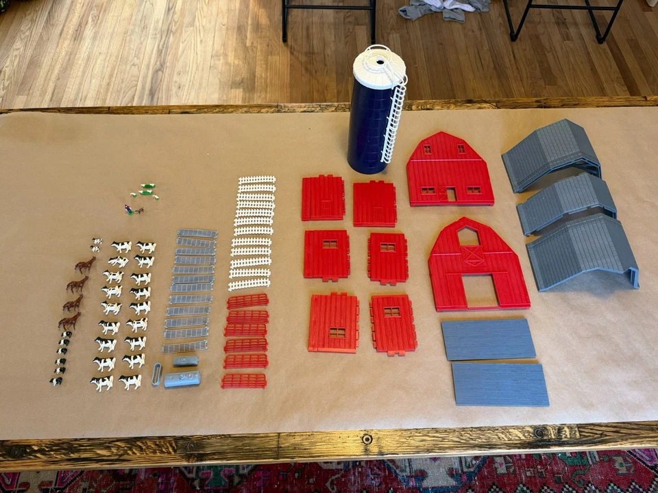 Juego de granero y silo Ertl Farm Country 1990 4242 con caja - incompleto Foto 4 de 4