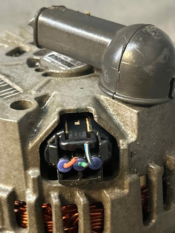 Fits 2012-19 NISSAN VERSA Alternator OEM:231003BE1A Foto 2 de 4