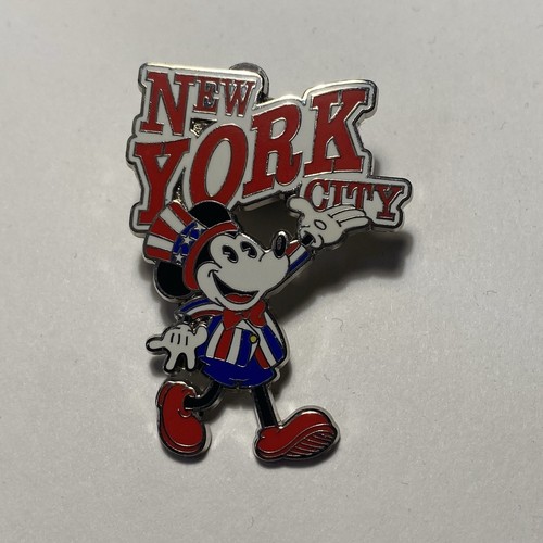MICKEY MOUSE NEW YORK CITY WORLD OF DISNEY PIN Patriotic BUY MORE SAVE MORE