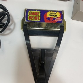 Nintendo NES Advantage Arcade Controller Zapper Game Genie Controller Lot