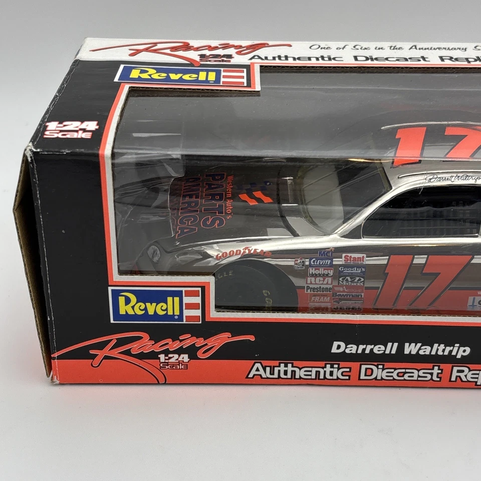 Darrell Waltrip #17 Piezas América Cromo 1:24 Revell Racing Diecast NASCAR NUEVO EN CAJA Foto 2 de 4