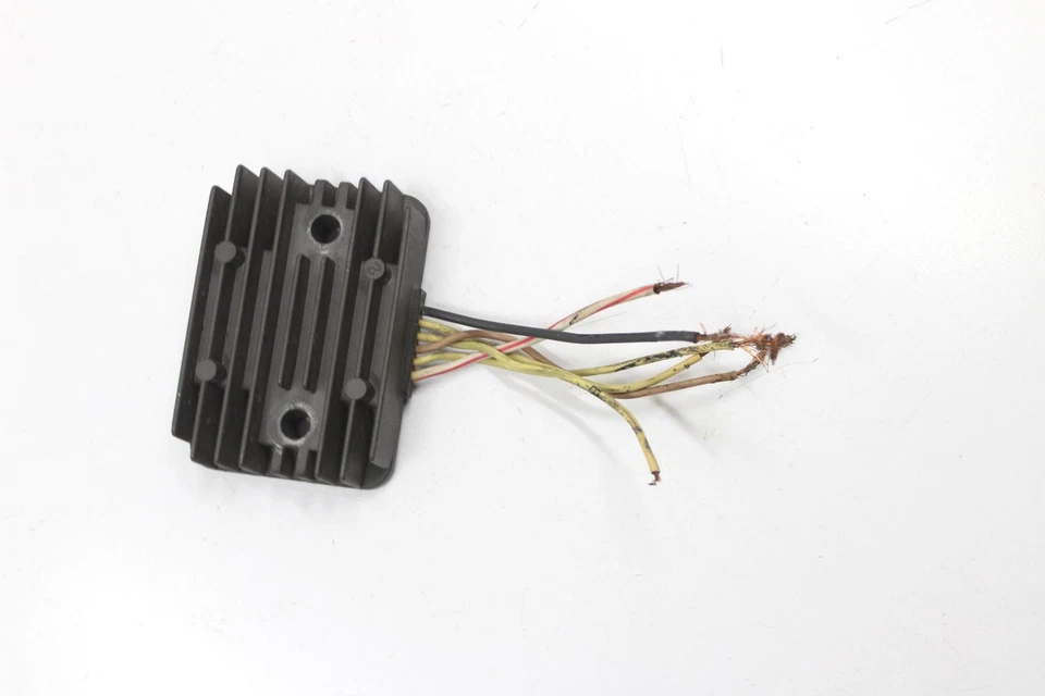 2012 KAWASAKI NINJA 250R OEM RECTIFIER VOLTAGE REGULATOR - Image 2 of 4