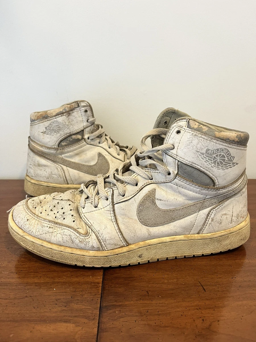 Jordan 1 OG 1985 Chicago for Sale | Authenticity Guaranteed  display picture 1