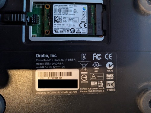 Drobo 5D DRDR5-A 256GB Cache 4-3TB HGST Drives Excellent Condition - Afbeelding 3 van 5