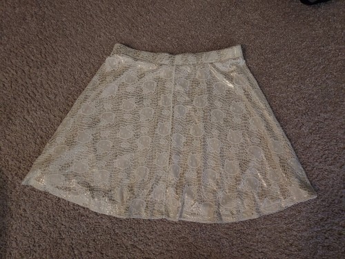 Girl's Hello Kitty Skirt Size XL Ivory Lace and Gold Lining - Picture 2 of 7