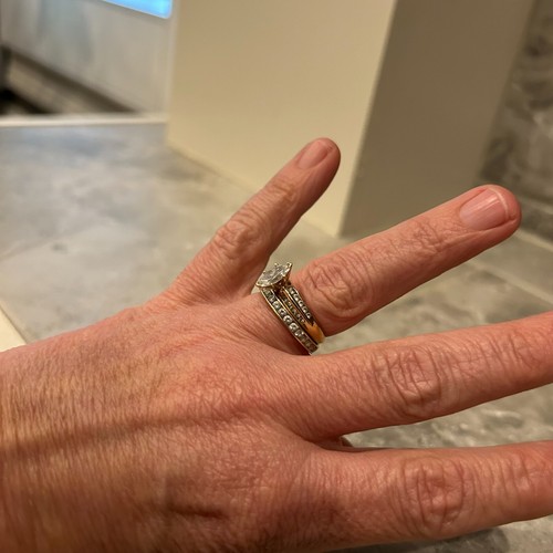 14kt yellow gold and cz wedding set - Size 9 - Picture 4 of 10