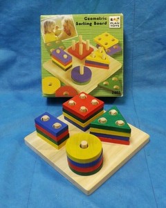 Plantoys Classic Wooden Geometric Sorting Board Used Once Preschool Toddler 84543024037 Ebay