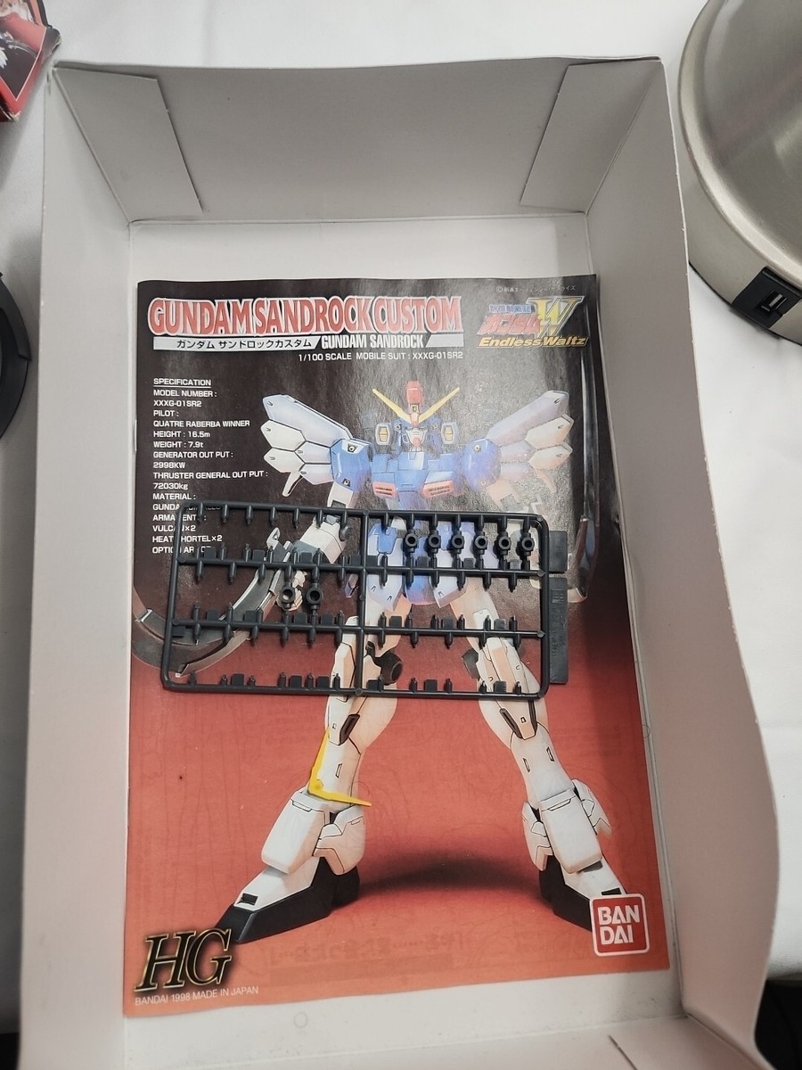 Bandai EW-06 1/100 HG XXXG-01SR2 Gundam Sandrock Custom