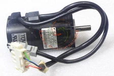 USED One YASKAWA SGMAH-01AAA41 100W Servo Motor