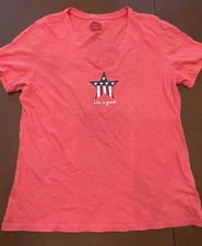 Women's Life Is Good S/S V Neck Classic Fit Shirt Light Red American Flag Star