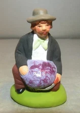 NEW Cutter of lavender on his knees,  4 cm  Santons Didier