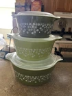 vintage pyrex casserole dish with lid set