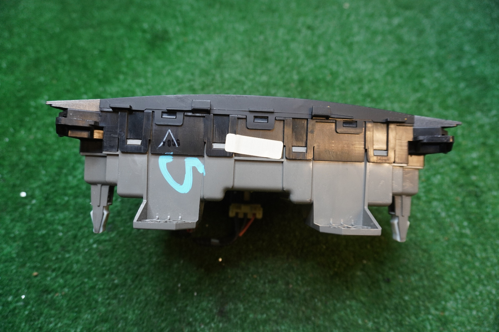 15 Hyundai Santa FE Climate Control Panel Temperature Unit A/c 
