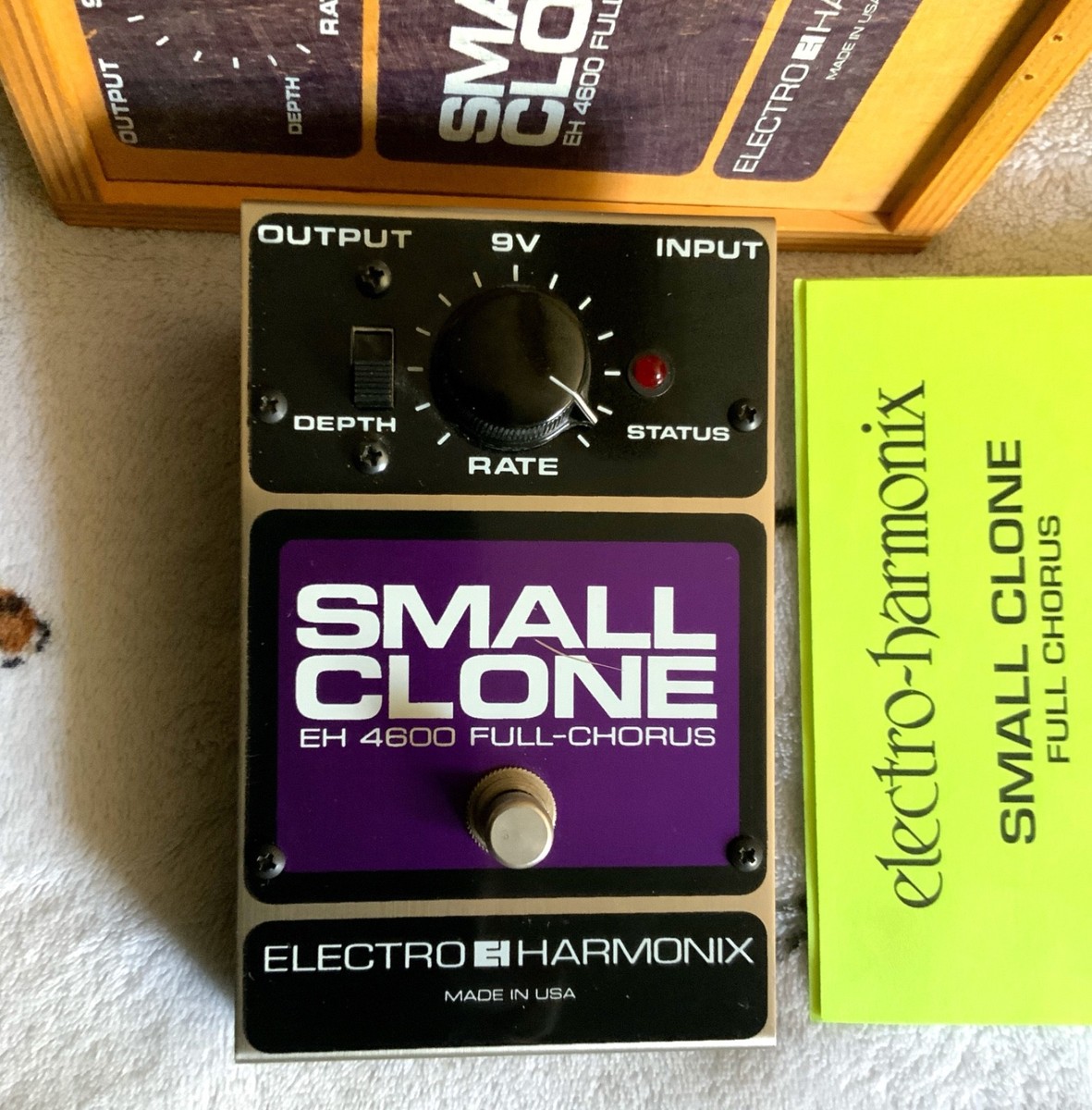 Electro-Harmonix Small Clone EH4600 Full Chorus w/ Wooden