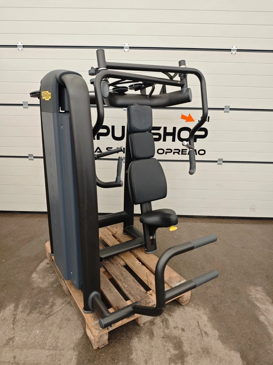 TECHNOGYM Selection Line PRO 700 Black Brustpresse – Chest Press