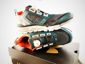 amphibian hiking shoes