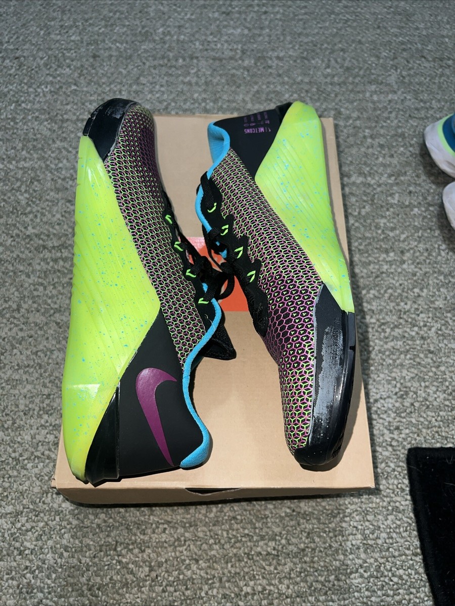 Size 11- Nike Metcon 5 AMP Black Green Strike Brand New  display picture 3