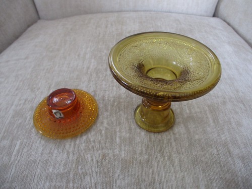 (2) Vintage Amber Glass Etched Pattern Candlestick Holders - Picture 2 of 8